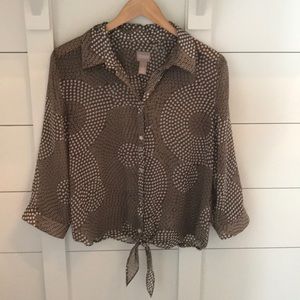 •Chico’s• brown tie front blouse